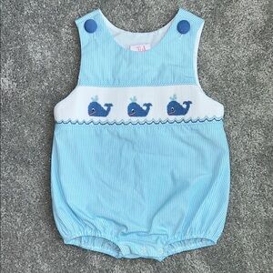 Cute Whale Embroidered Smocked Baby Bubble 18 months Excellent Condition